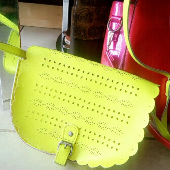 Purses - Picture 2 of 3